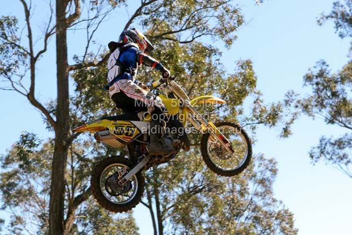 678x444 pixels (82K)